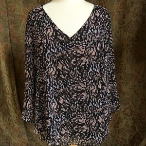 Jen Lopez layered women’s dress shirt